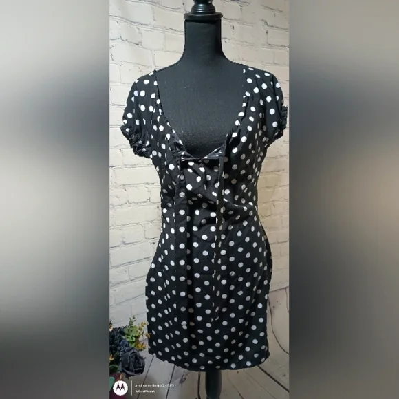 Polka Dot Puff Sleeve Dress - Picture 8 of 12